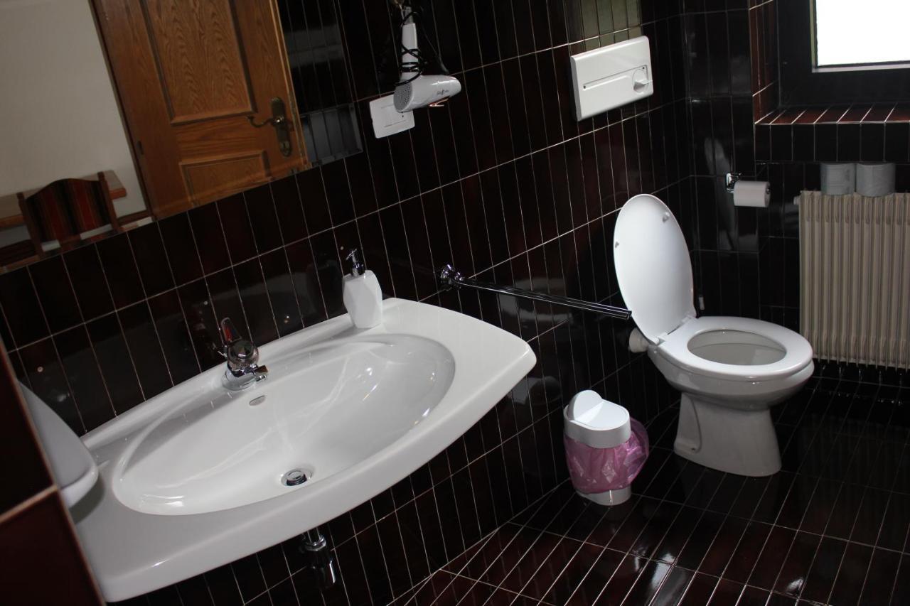 Kehrerhof Bed & Breakfast Рифиано Екстериор снимка